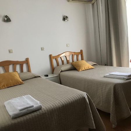 Hostal Trevinca Madrid Eksteriør bilde